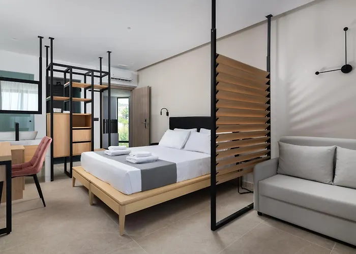 Paralos Rodos Lifestyle