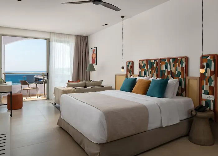 Paralos Rodos Lifestyle