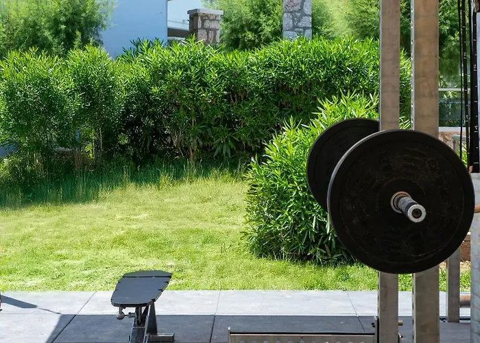 Paralos Rodos Lifestyle