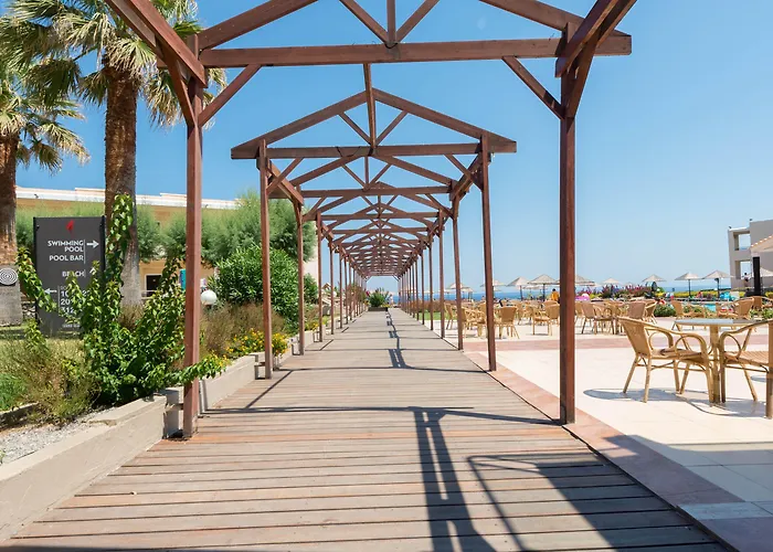 Paralos Rodos Lifestyle