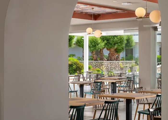 Paralos Rodos Lifestyle 4*